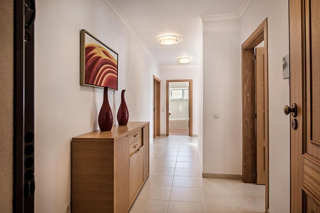 Apartamento Whyler タヴィラ エクステリア 写真