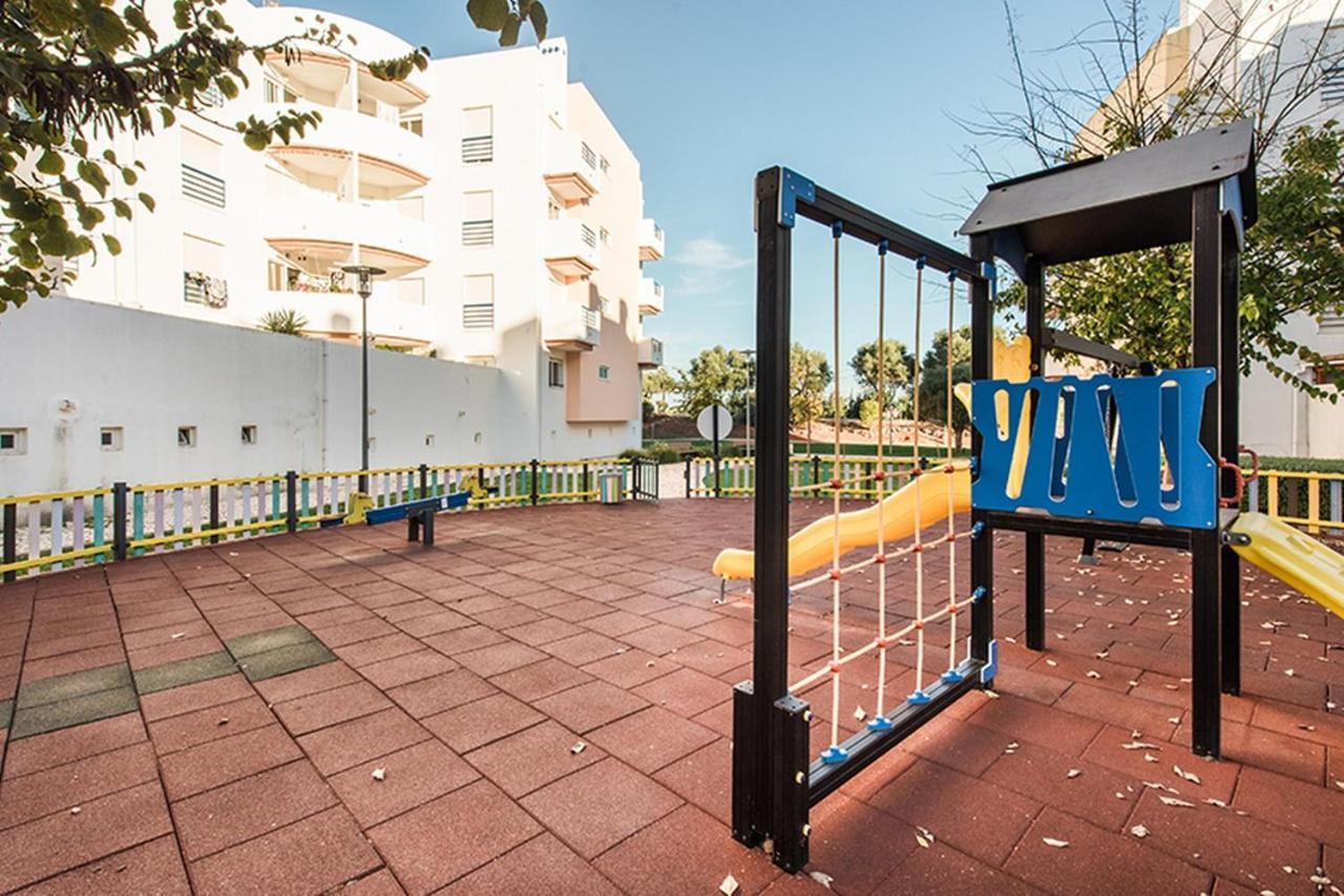 Apartamento Whyler タヴィラ エクステリア 写真